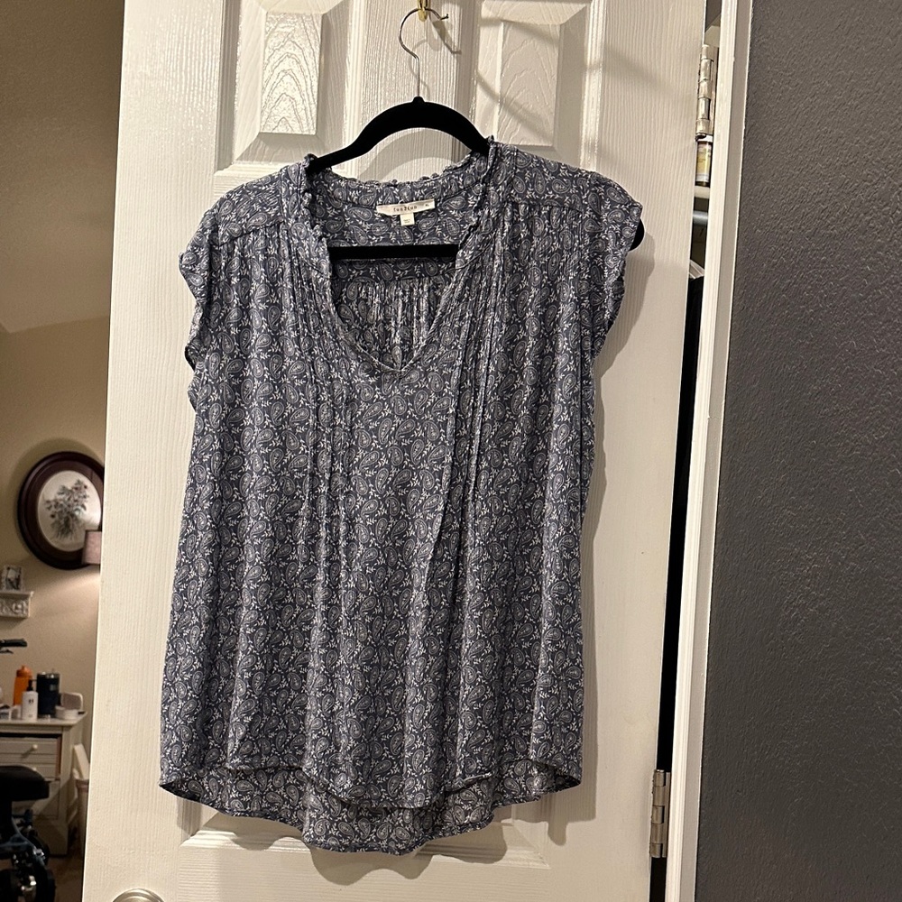 Fun 2 Fun Patterned V-Neck Blouse - Blue